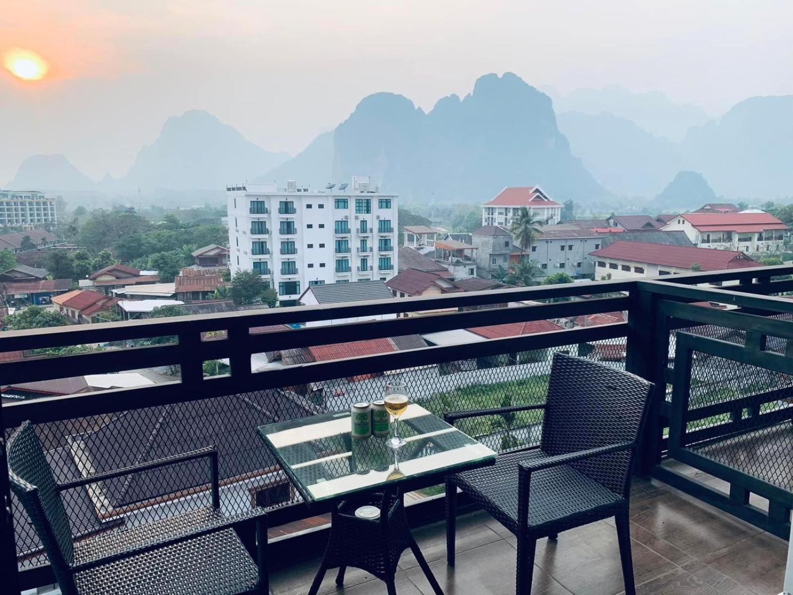 Vang Vieng Topview Hotel Εξωτερικό φωτογραφία